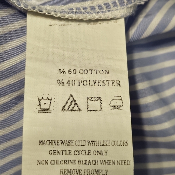 Elliott & Vine Stripped Lace Bell Sleeve Blouse 60% Cotton 40% Polyester Sz Unkn - Picture 11 of 11